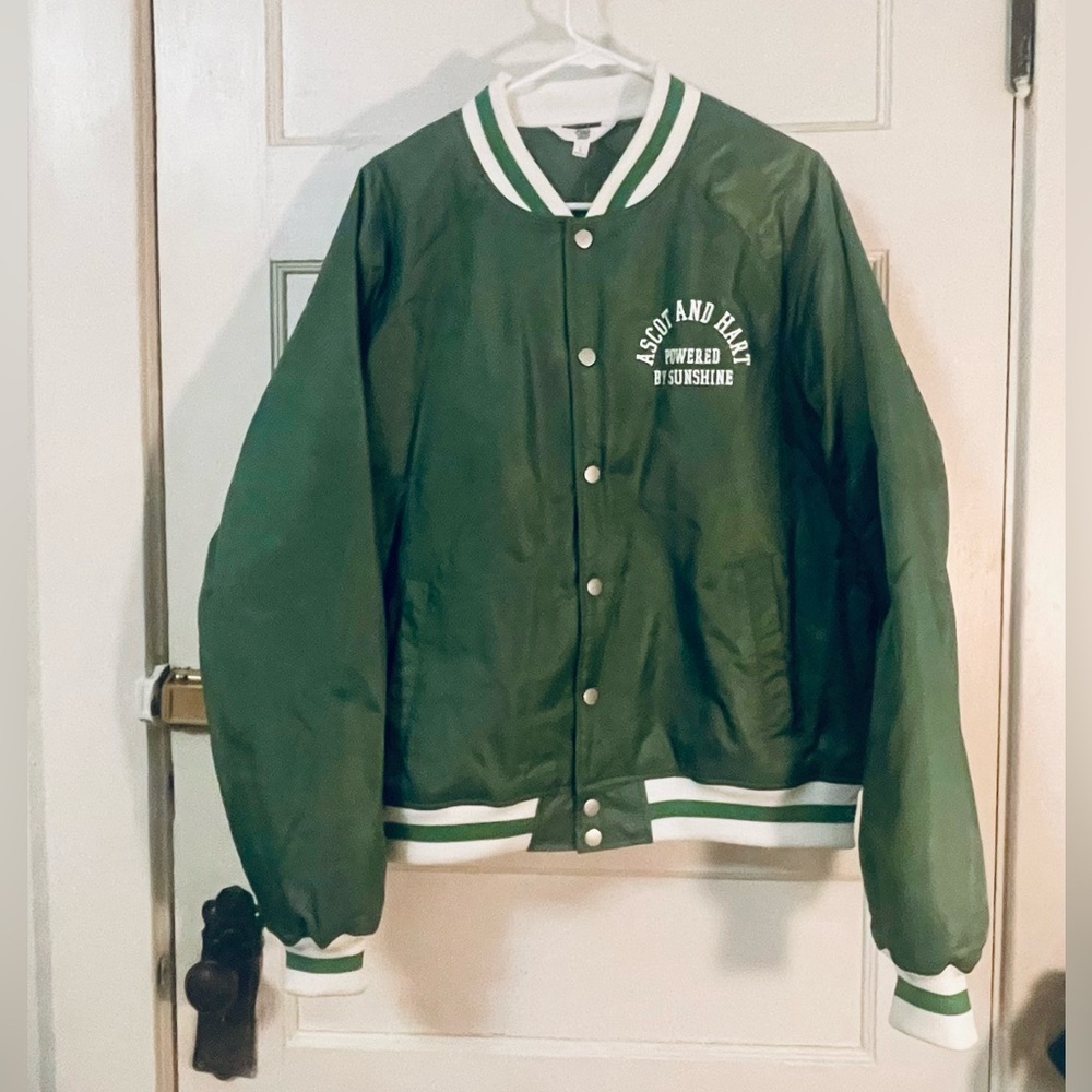 NWT Ascot and Hart Graphic Bomber Varsity Jacket Green Size L